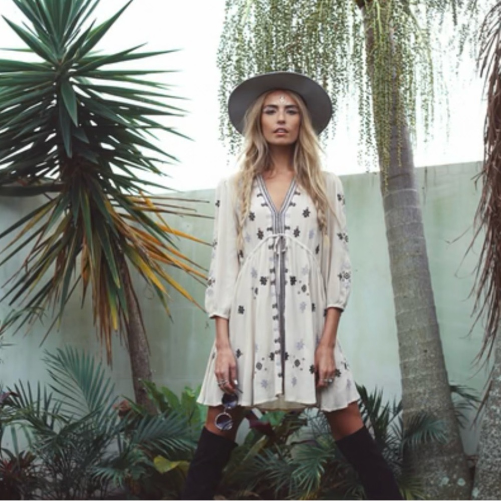 Free People Star Gazer Stargazer Embroidered Peasant Mini Dress in ivory size xs